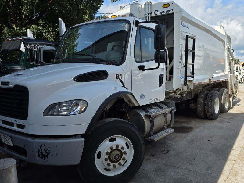 2020 Freightliner L9, 25 Yd Curbtender Phoenix Rear Loader-image