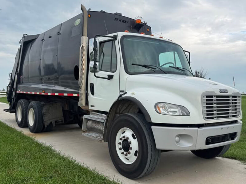 2009 Freightliner M2, 25 Yd New Way Rear Loader