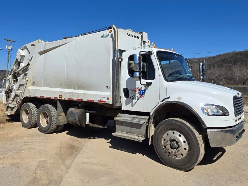 2015 Freightliner M2 New Way King Cobra Rear Loader