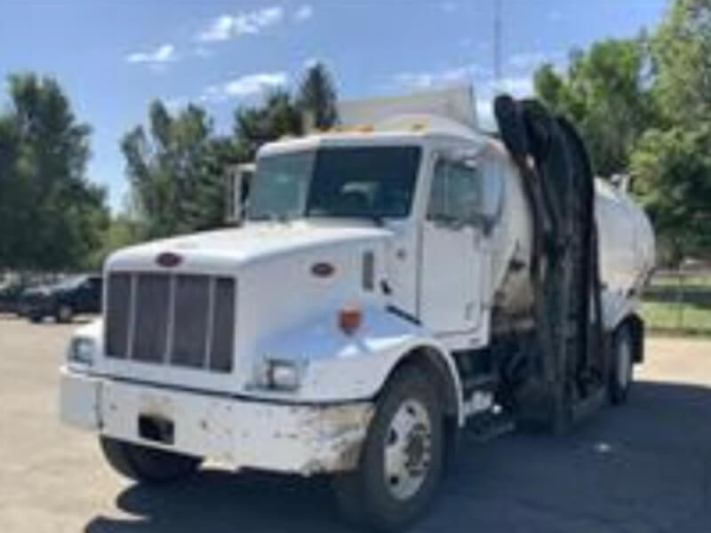 2004 Peterbilt with Impac Commercial Side Loader-image