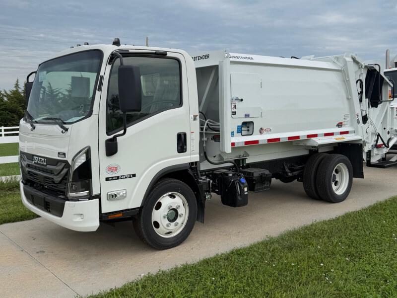 2026 Isuzu, 8 Yd Curbtender Quantum Rear Loader-image